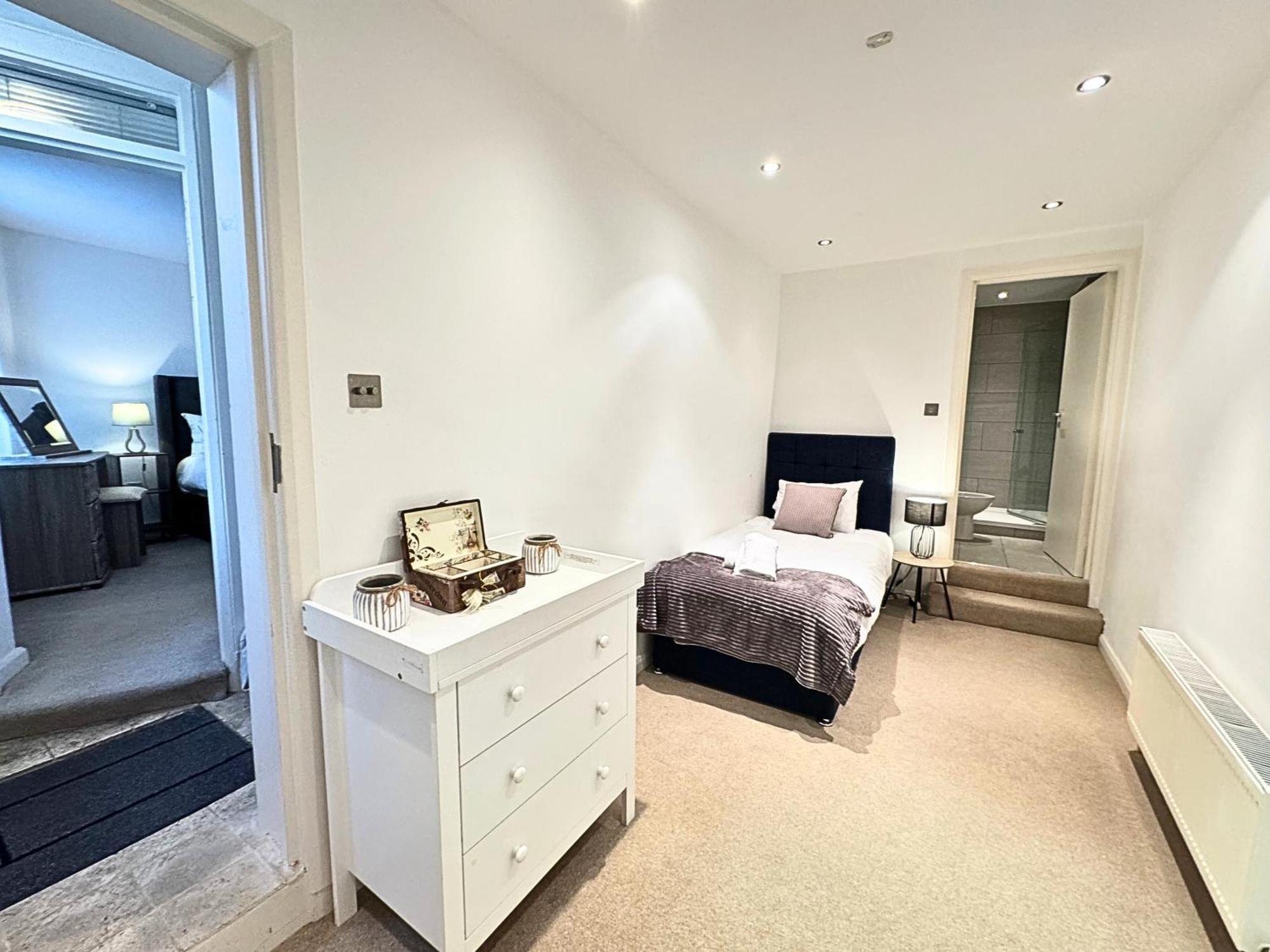 The Heart Of Kensington Mews - 3 Bedrooms House-Private Entrance-Hyde Park Walk Away-Green Park 9 Minutes Underground- The Best Of London With Glamour Of Kensington Εξωτερικό φωτογραφία