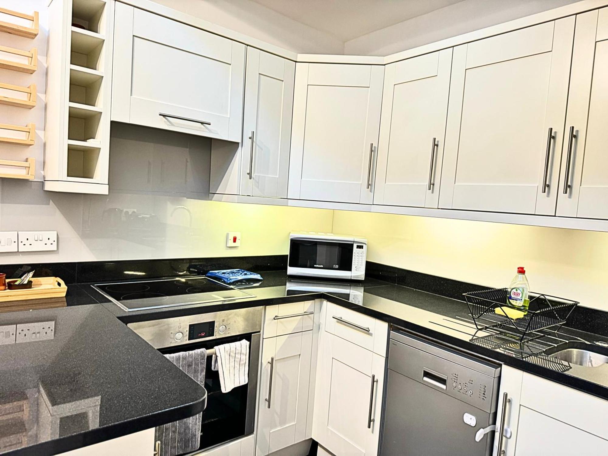 The Heart Of Kensington Mews - 3 Bedrooms House-Private Entrance-Hyde Park Walk Away-Green Park 9 Minutes Underground- The Best Of London With Glamour Of Kensington Εξωτερικό φωτογραφία